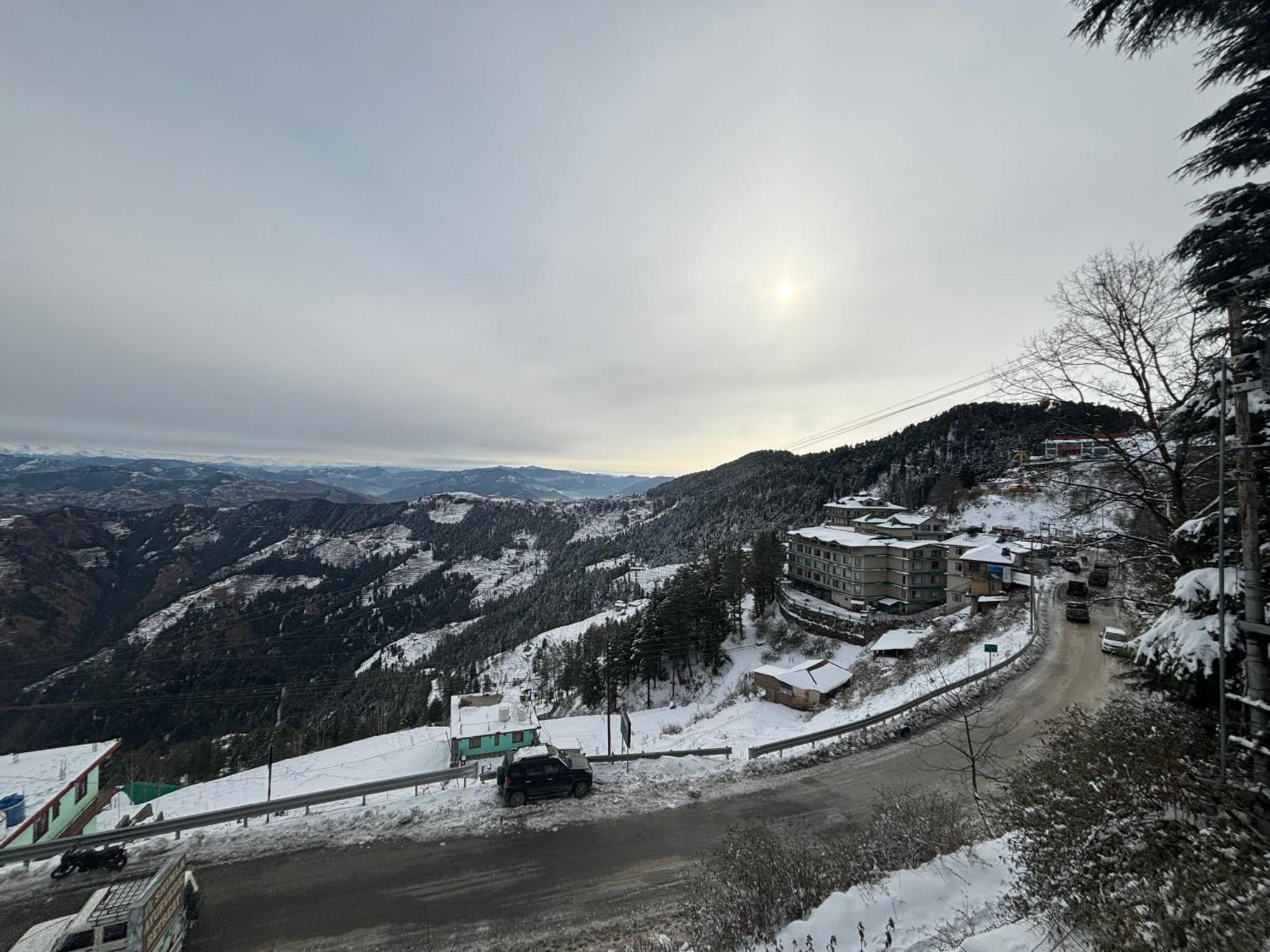 Treebo Shimla Ayurvedic Retreat Kufri Hotel Ngoại thất bức ảnh